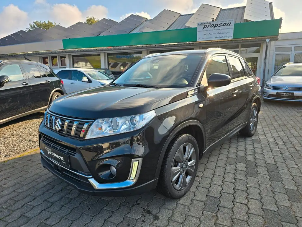 Photo 1 : Suzuki Vitara 2019 Petrol