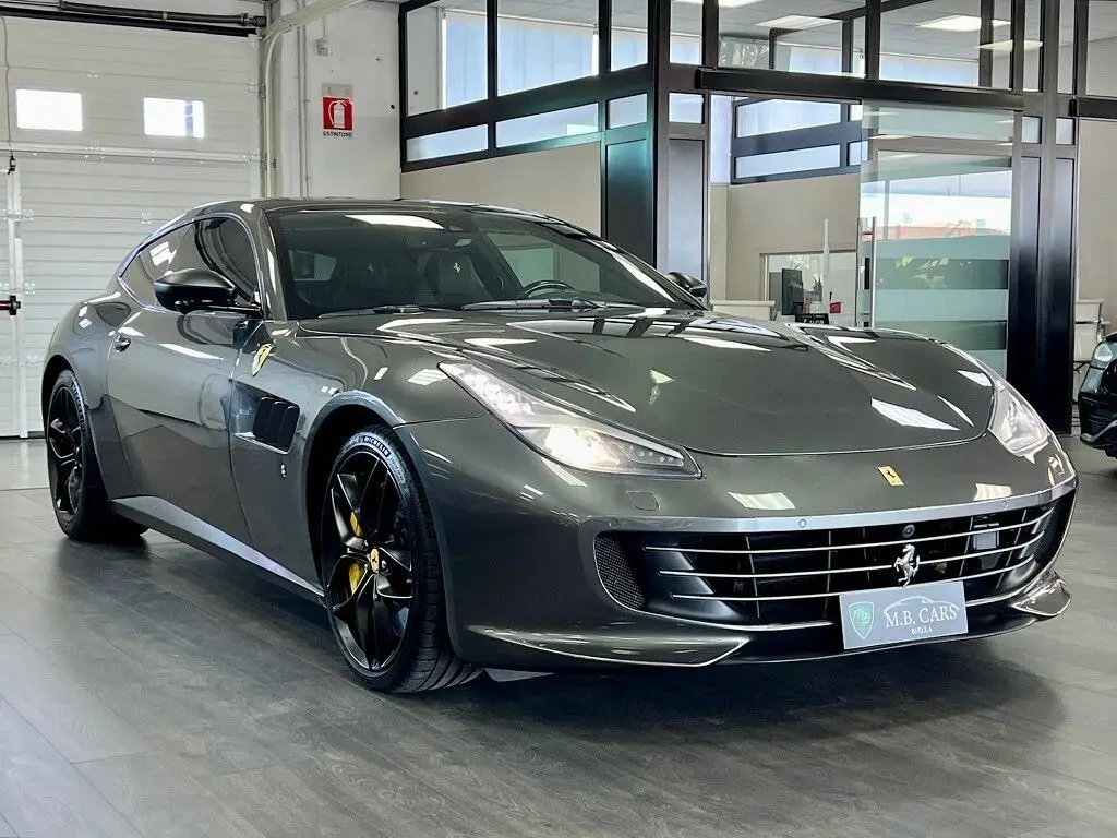 Photo 1 : Ferrari Gtc4lusso 2019 Petrol