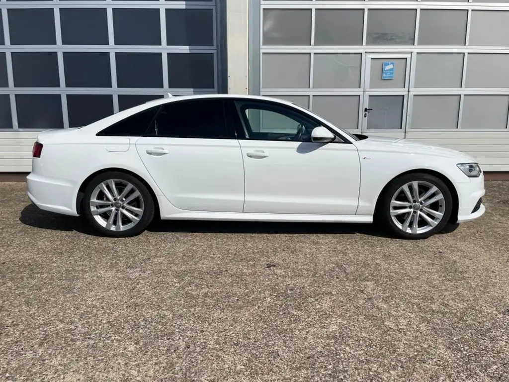 Photo 1 : Audi A6 2018 Diesel