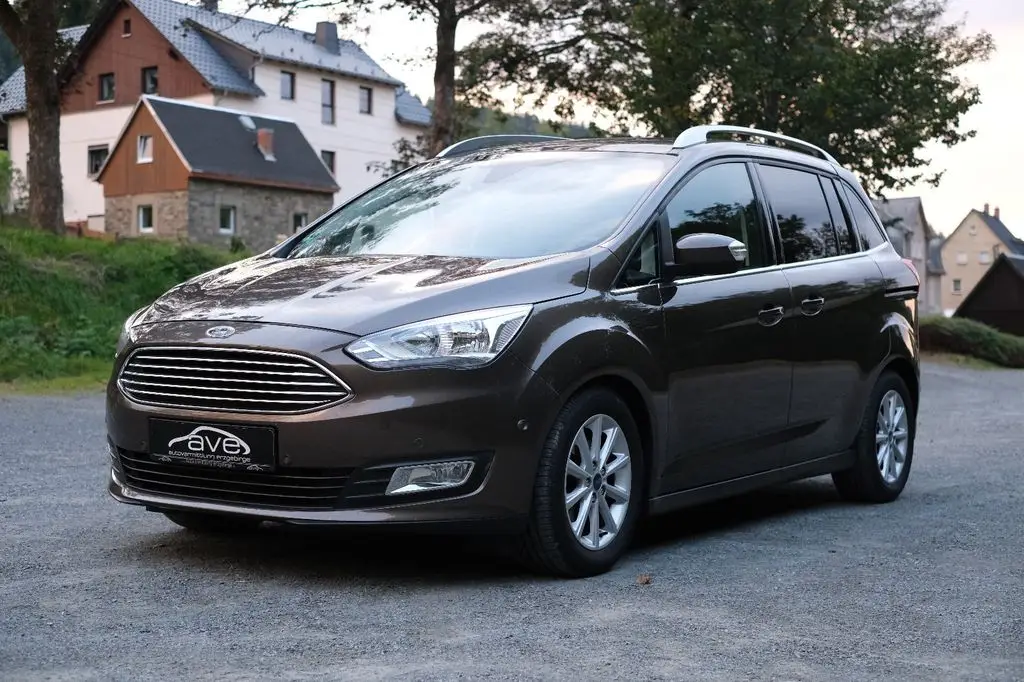 Photo 1 : Ford Grand C-max 2015 Essence