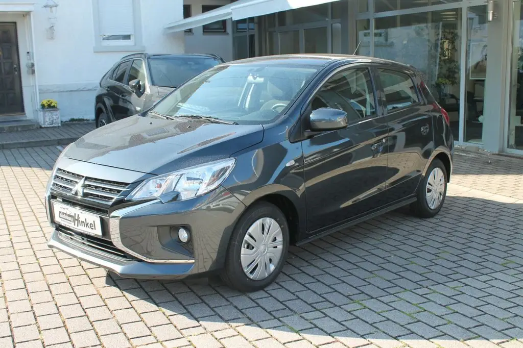 Photo 1 : Mitsubishi Space Star 2024 Petrol