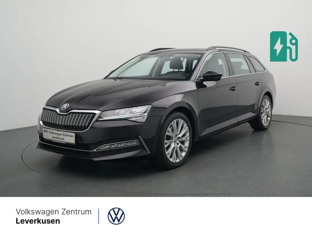 Photo 1 : Skoda Superb 2022 Hybrid