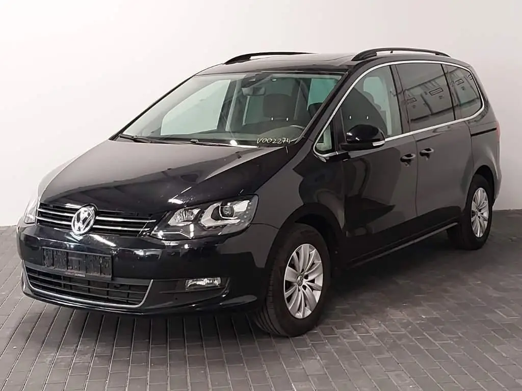 Photo 1 : Volkswagen Sharan 2022 Petrol