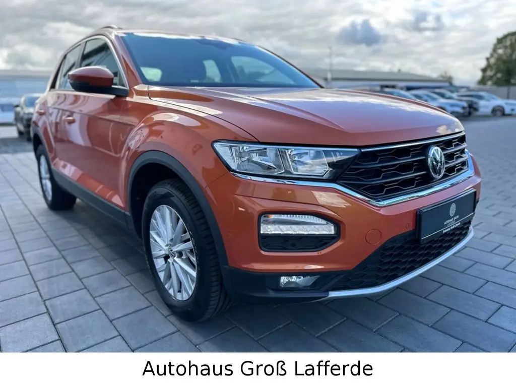 Photo 1 : Volkswagen T-roc 2019 Essence