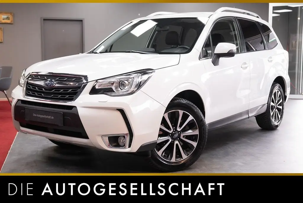 Photo 1 : Subaru Forester 2017 Essence