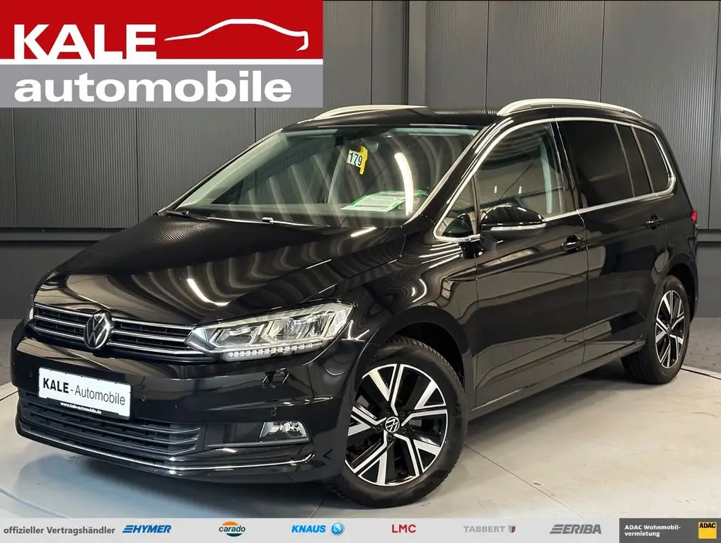 Photo 1 : Volkswagen Touran 2021 Essence