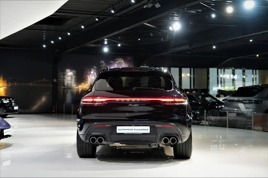 Photo 1 : Porsche Macan 2021 Essence