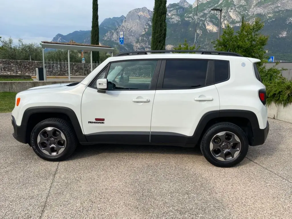 Photo 1 : Jeep Renegade 2015 Diesel