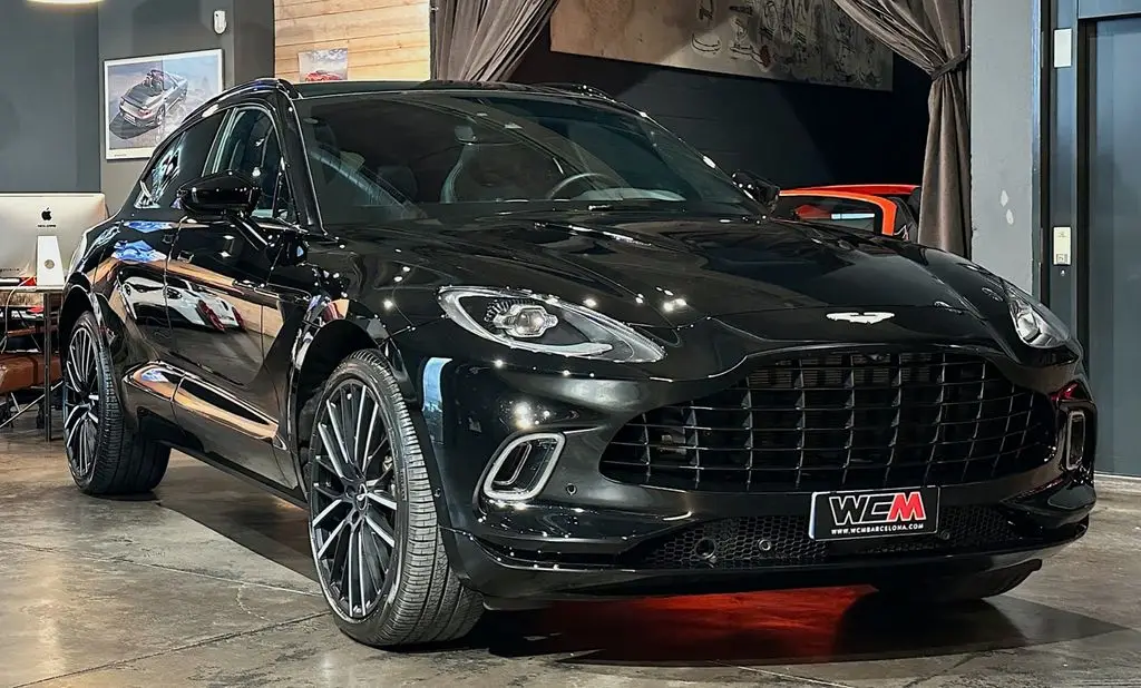 Photo 1 : Aston Martin Dbx 2024 Essence