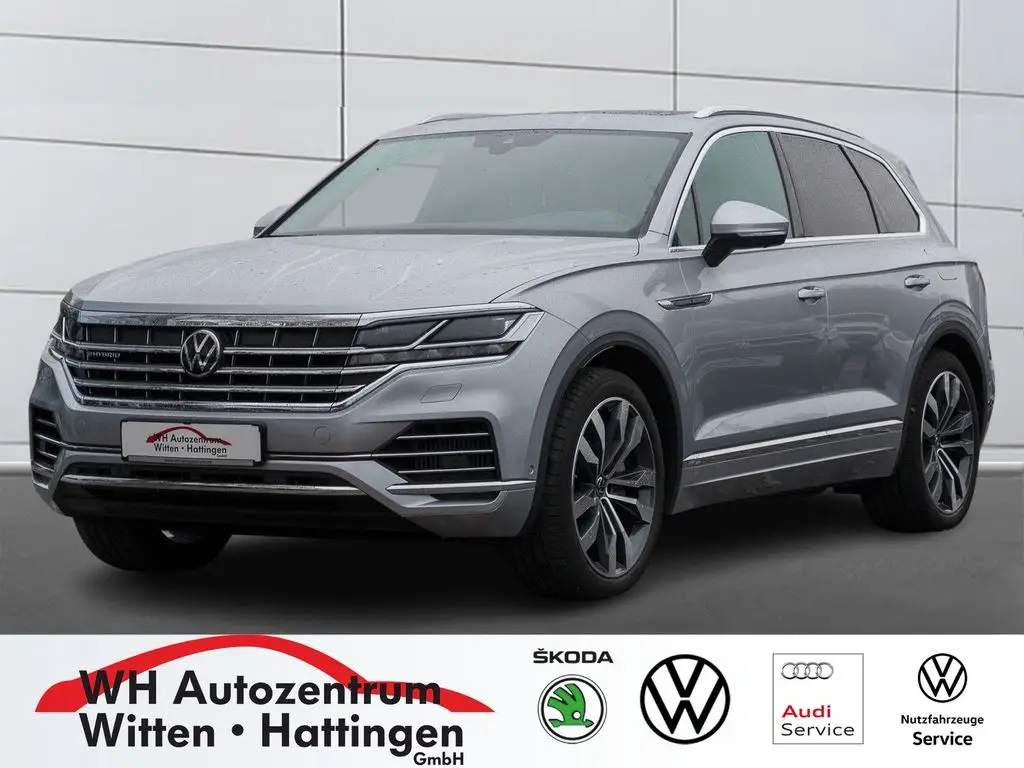 Photo 1 : Volkswagen Touareg 2021 Hybrid