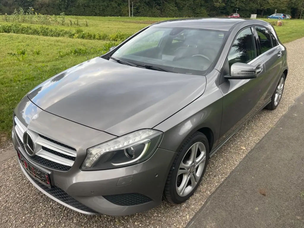 Photo 1 : Mercedes-benz Classe A 2014 Petrol