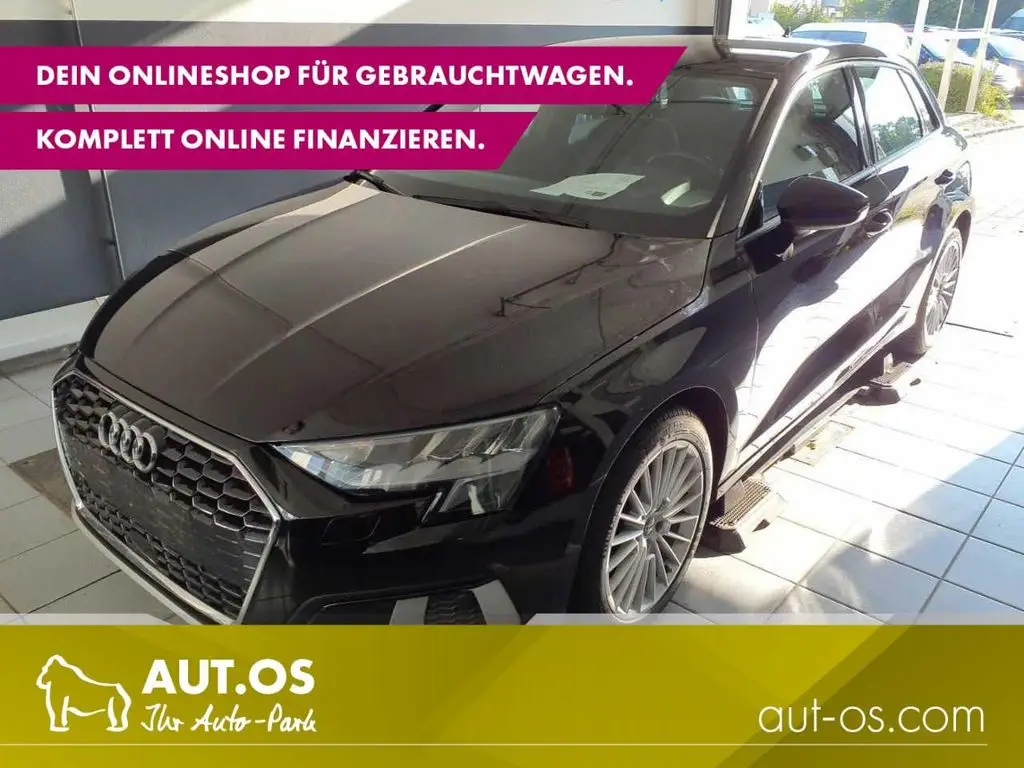 Photo 1 : Audi A3 2020 Essence