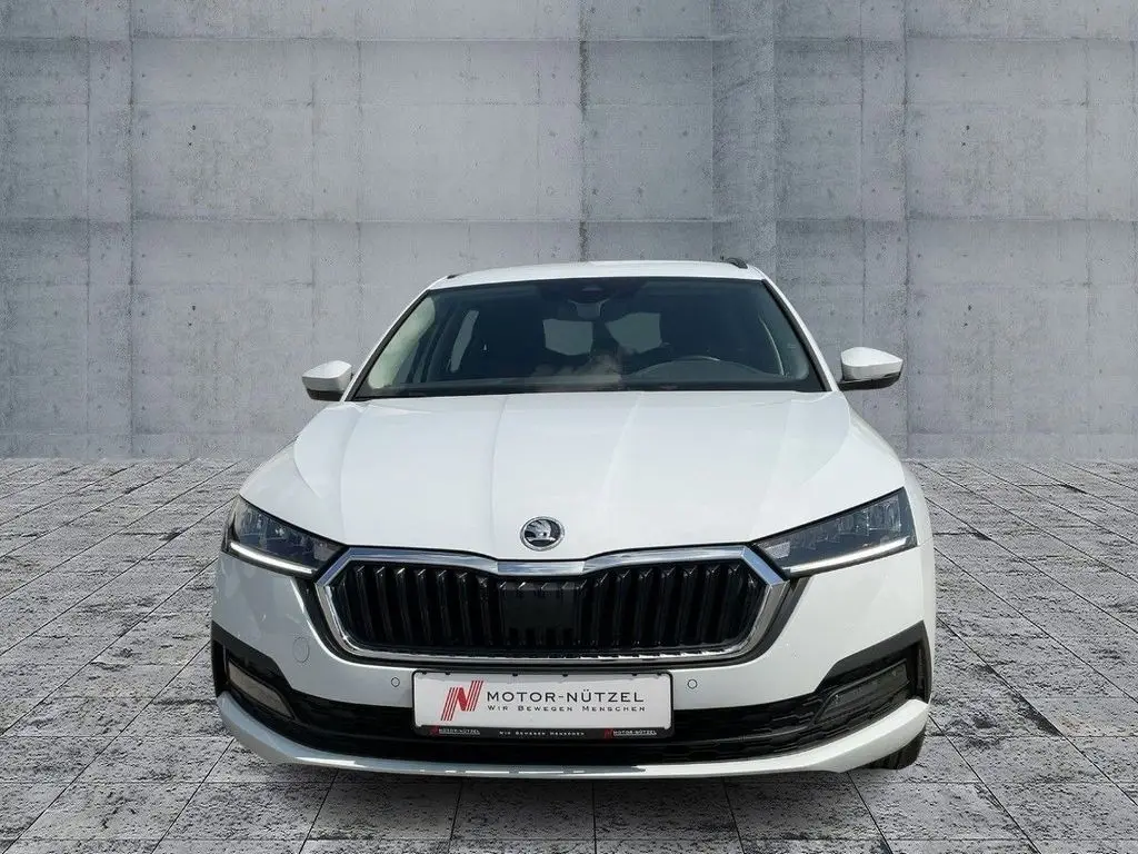 Photo 1 : Skoda Octavia 2023 Diesel