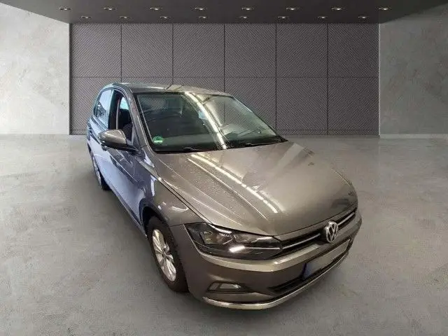 Photo 1 : Volkswagen Polo 2020 Essence