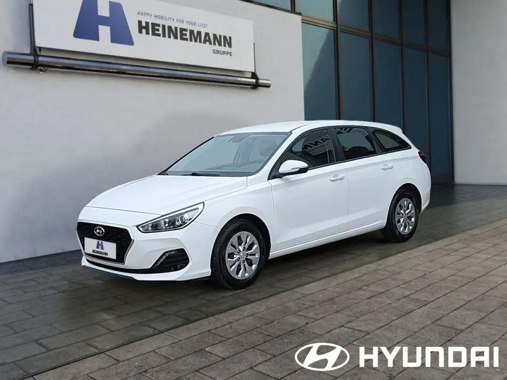 Photo 1 : Hyundai I30 2019 Petrol