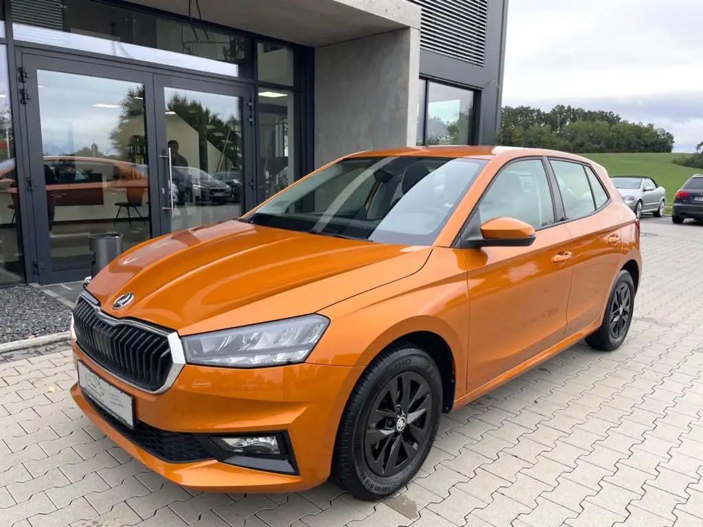 Photo 1 : Skoda Fabia 2023 Petrol