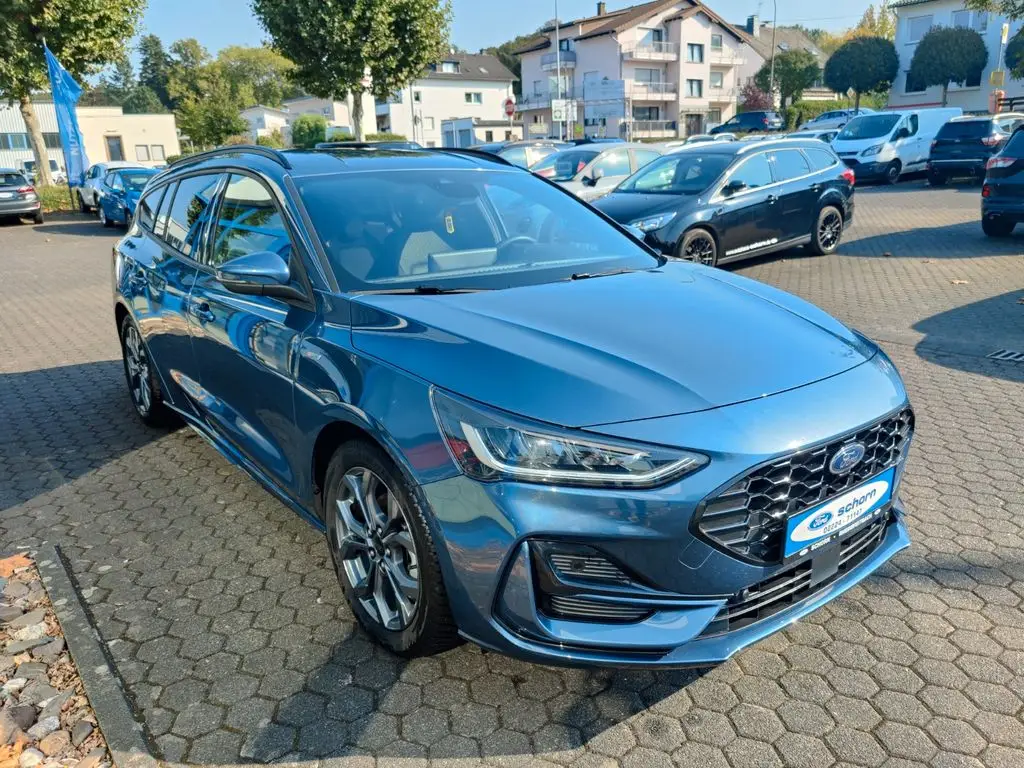 Photo 1 : Ford Focus 2023 Hybride