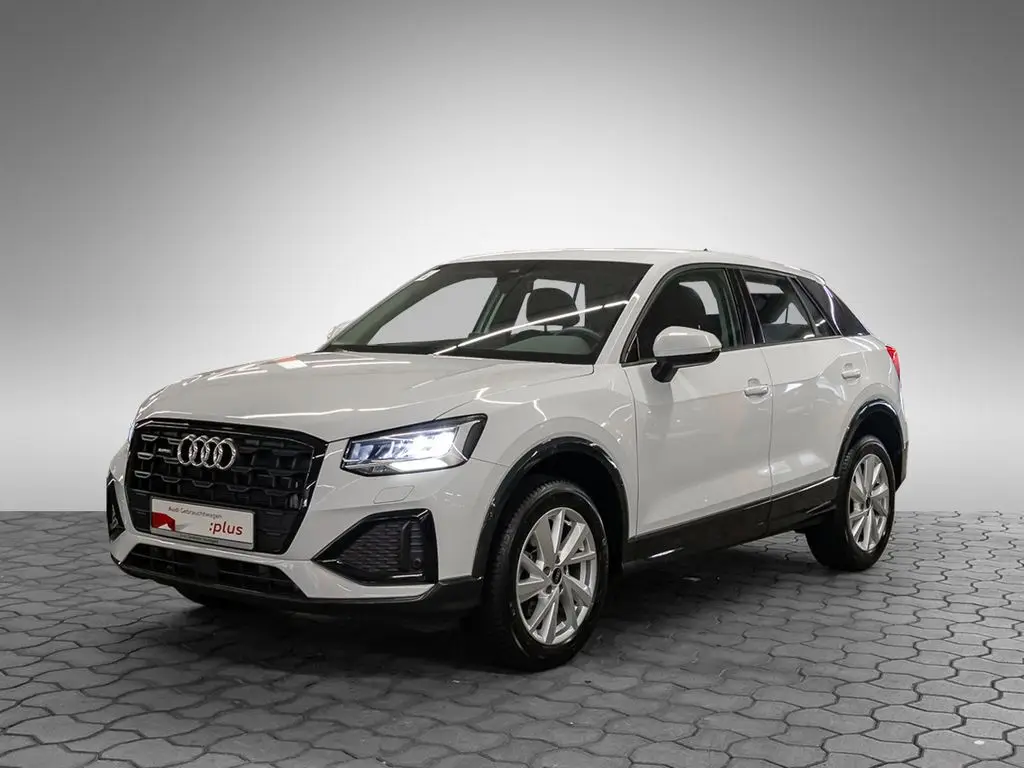 Photo 1 : Audi Q2 2024 Essence