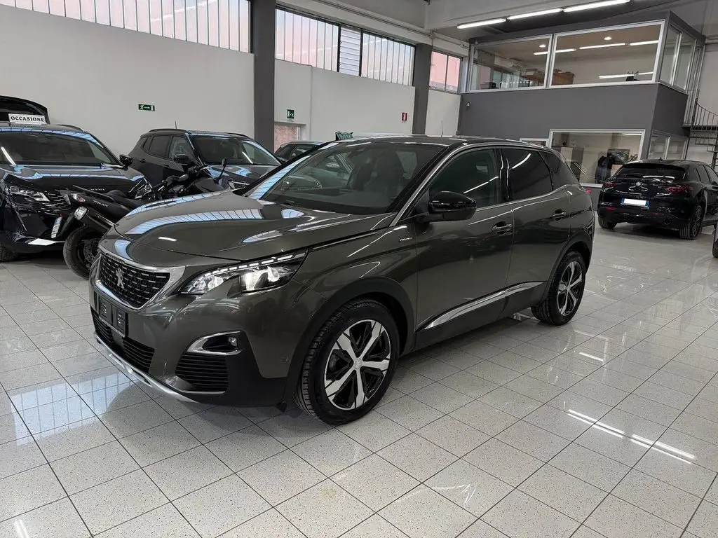 Photo 1 : Peugeot 3008 2020 Diesel