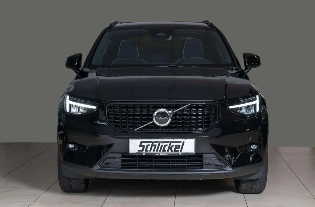 Photo 1 : Volvo Xc40 2024 Petrol