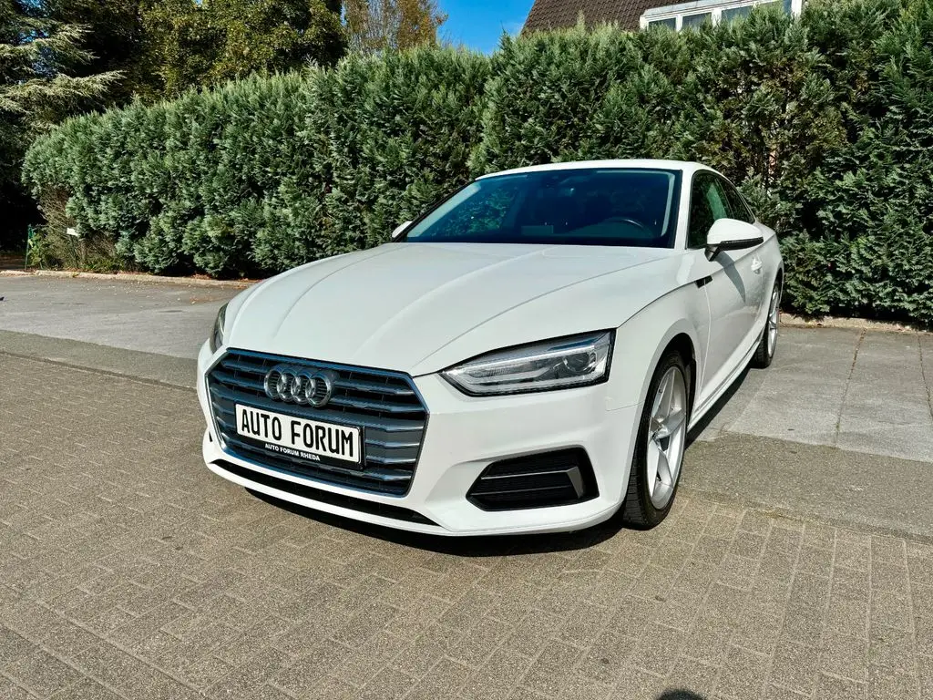 Photo 1 : Audi A5 2018 Essence