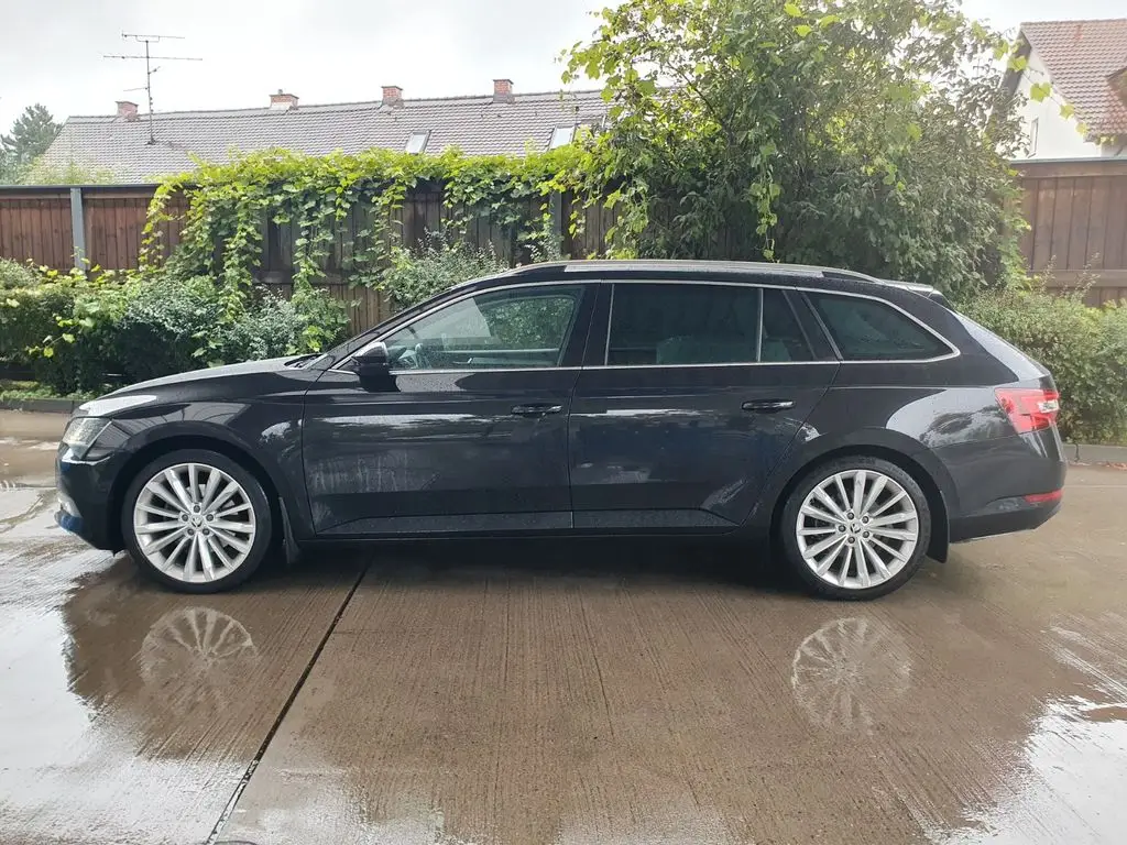 Photo 1 : Skoda Superb 2015 Diesel