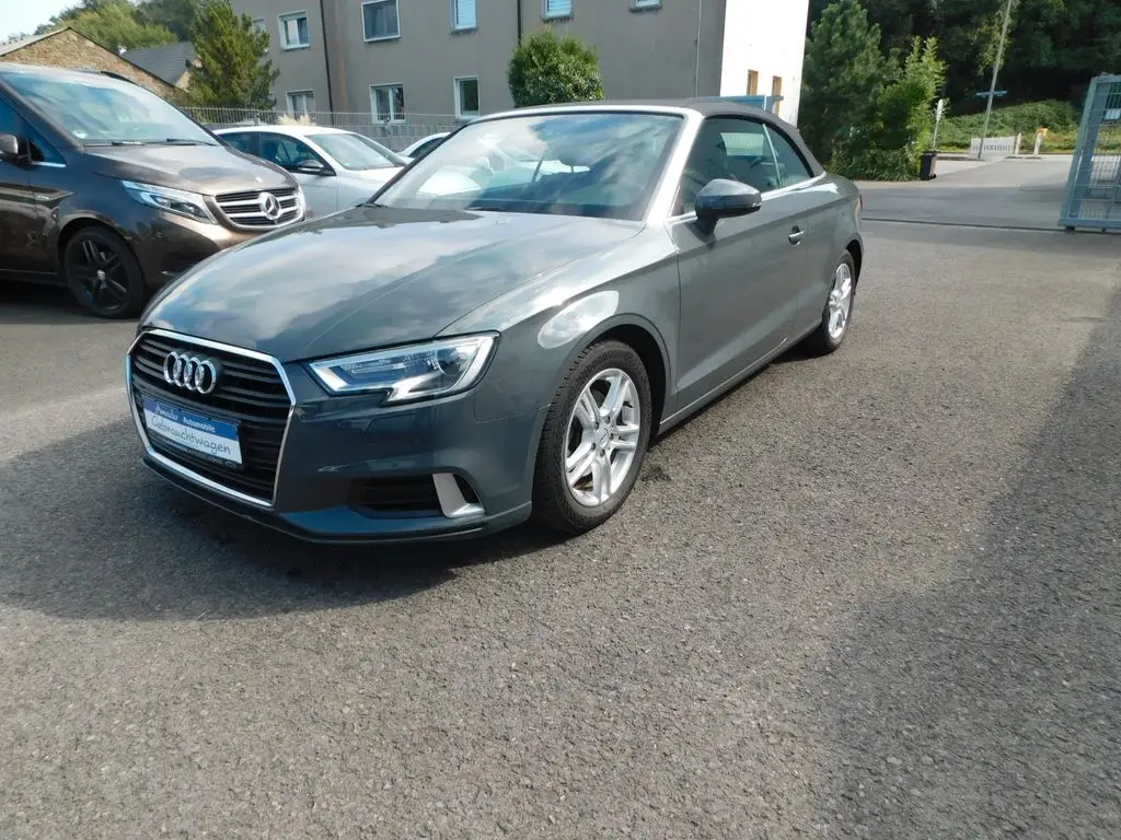 Photo 1 : Audi A3 2018 Diesel