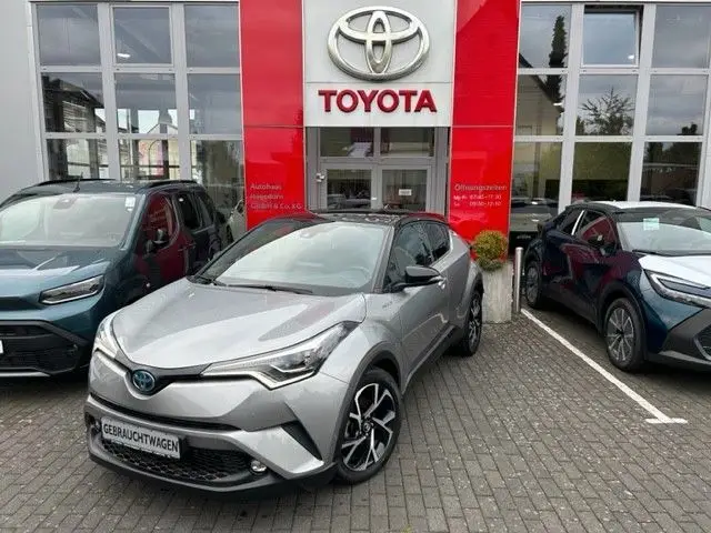 Photo 1 : Toyota C-hr 2017 Hybrid