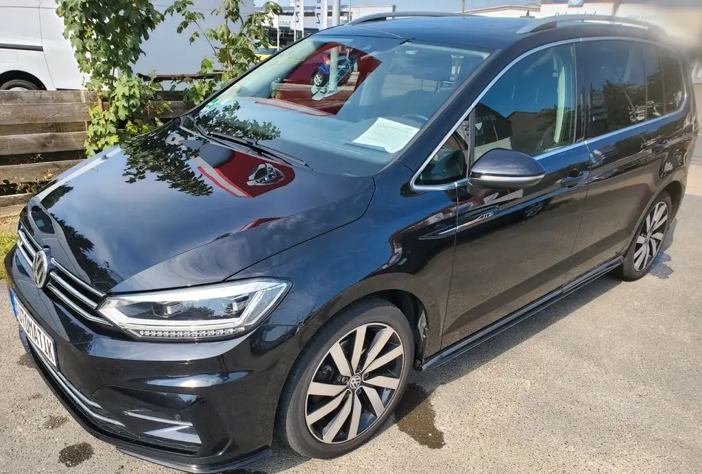 Photo 1 : Volkswagen Touran 2017 Essence