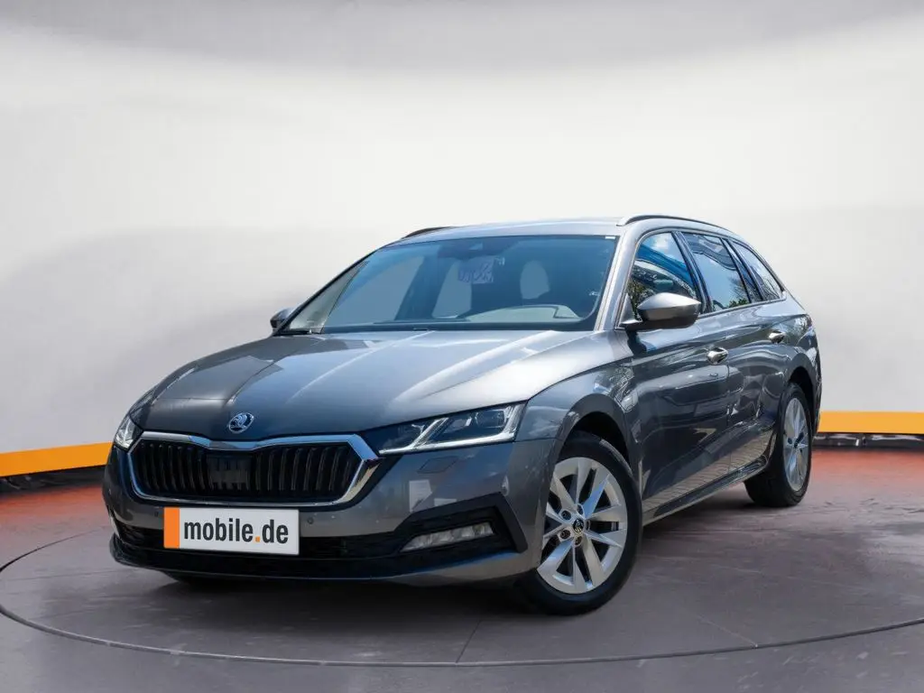 Photo 1 : Skoda Octavia 2022 Hybride