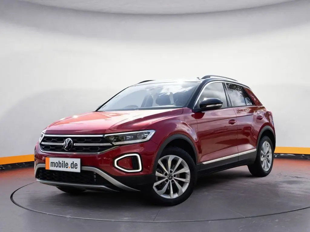 Photo 1 : Volkswagen T-roc 2023 Essence