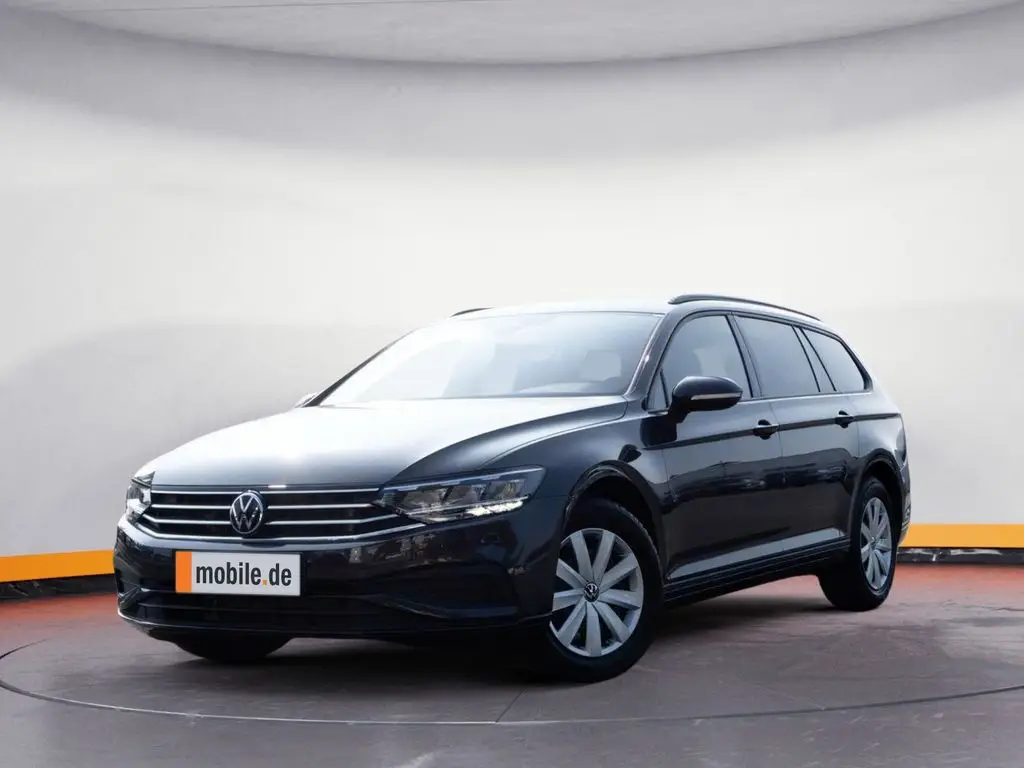 Photo 1 : Volkswagen Passat 2023 Diesel