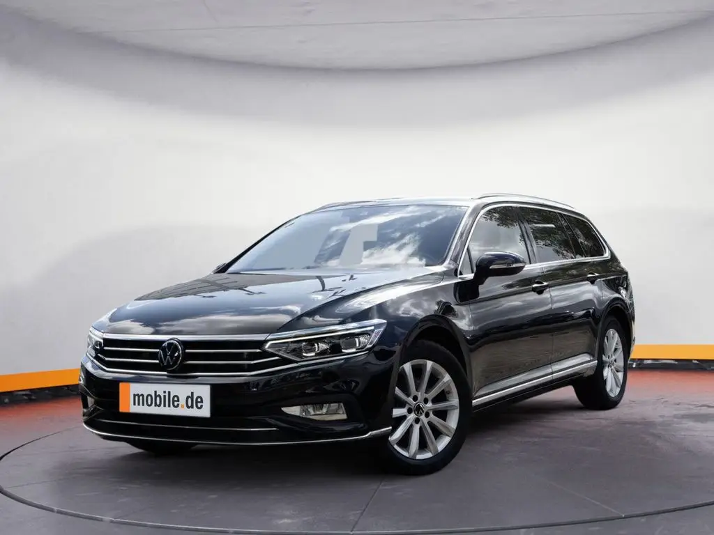 Photo 1 : Volkswagen Passat 2023 Diesel