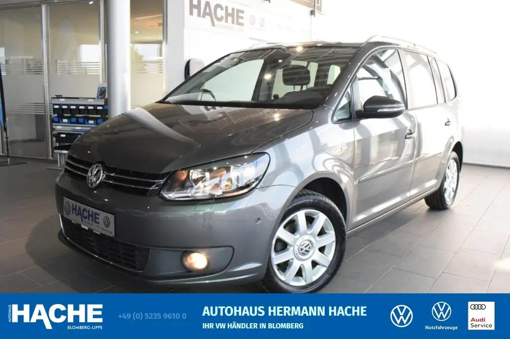 Photo 1 : Volkswagen Touran 2015 Petrol