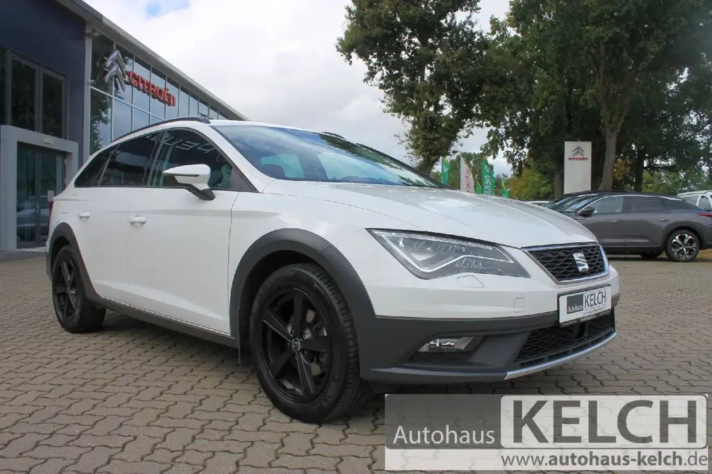 Photo 1 : Seat Leon 2017 Petrol