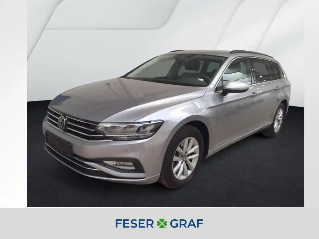 Photo 1 : Volkswagen Passat 2024 Essence