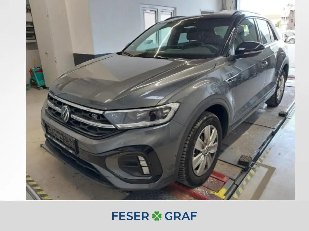 Photo 1 : Volkswagen T-roc 2024 Petrol