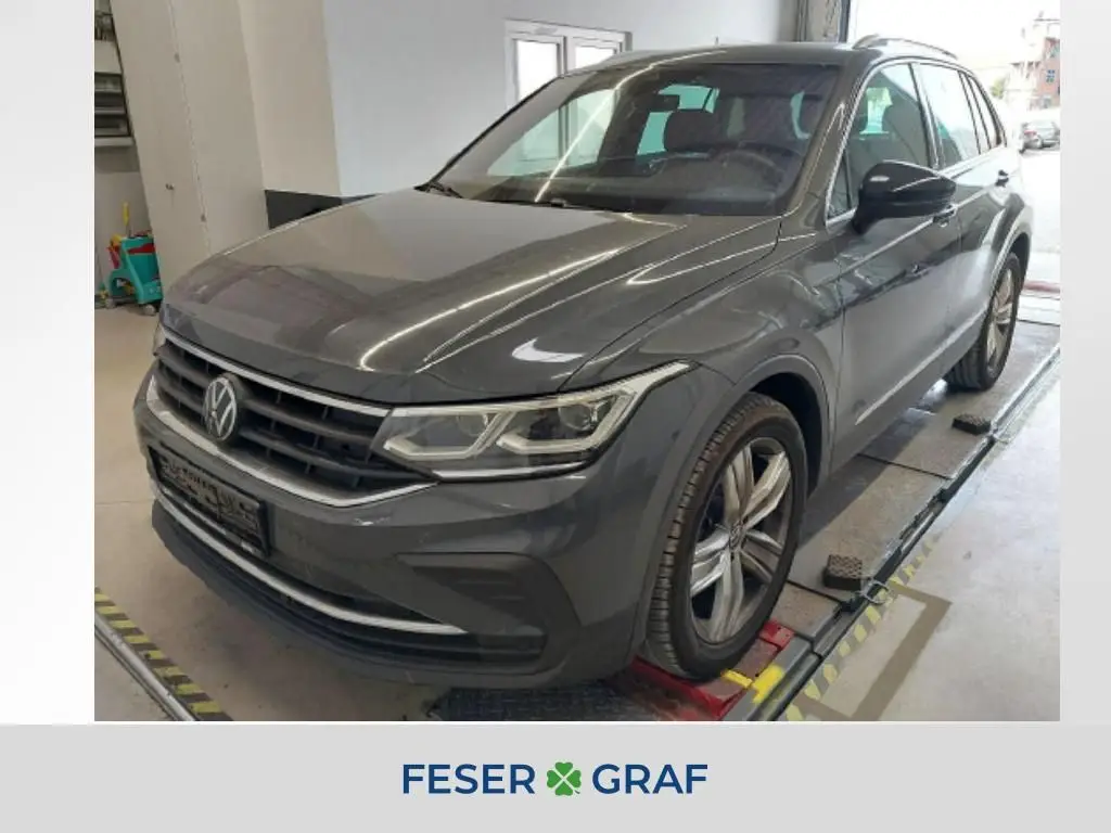 Photo 1 : Volkswagen Tiguan 2024 Petrol