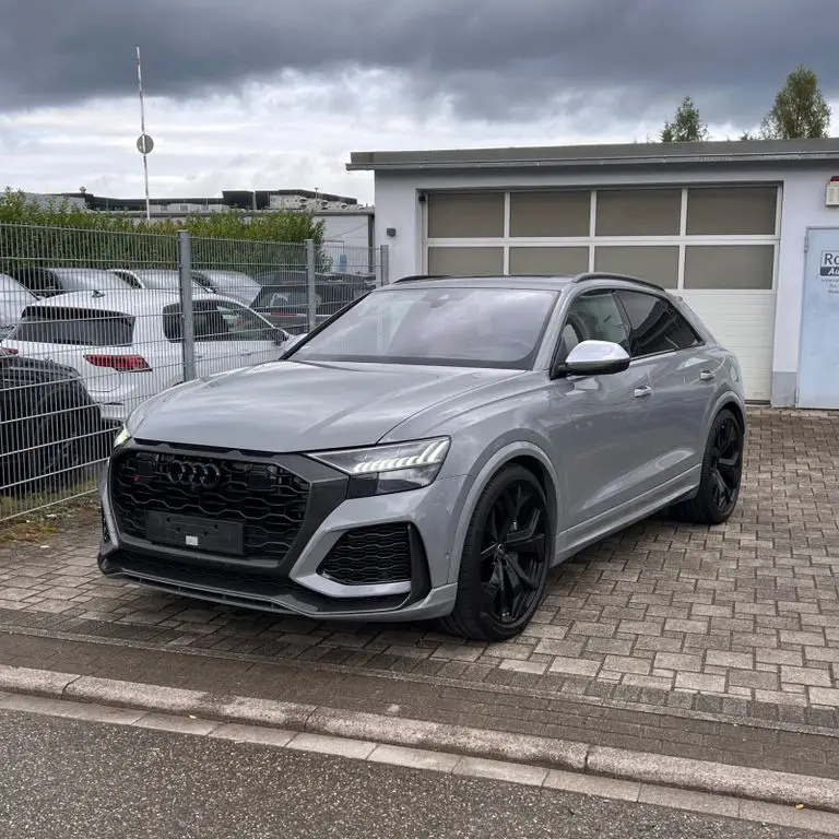 Photo 1 : Audi Rsq8 2024 Petrol