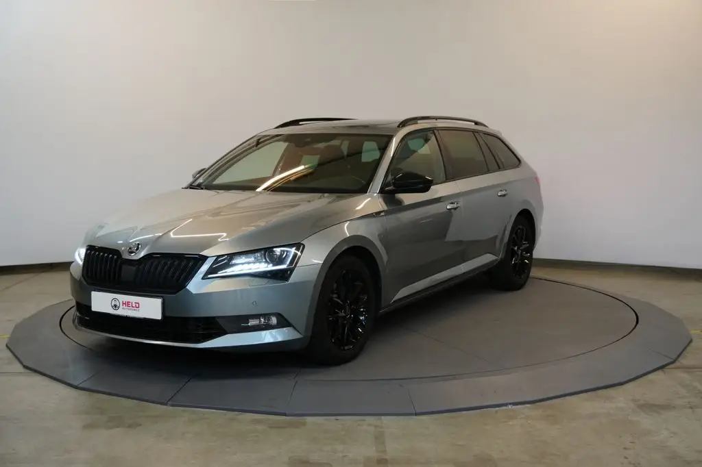 Photo 1 : Skoda Superb 2019 Essence