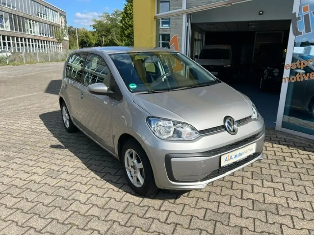 Photo 1 : Volkswagen Up! 2018 Petrol