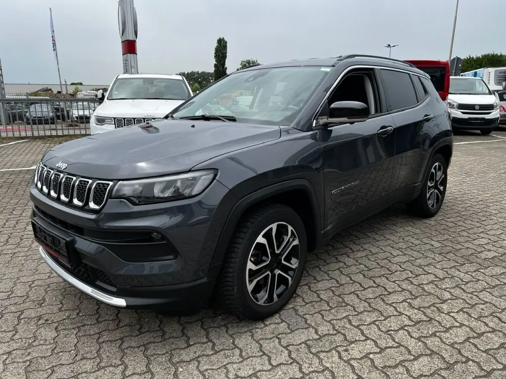 Photo 1 : Jeep Compass 2022 Essence