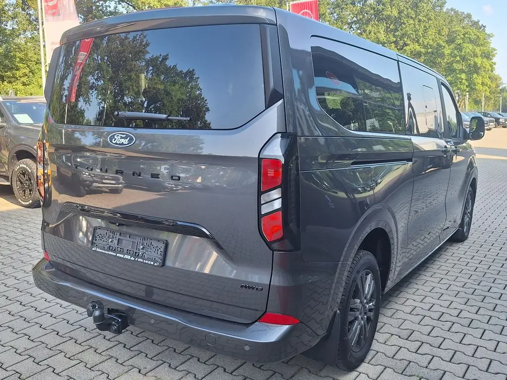 Photo 1 : Ford Tourneo 2024 Diesel