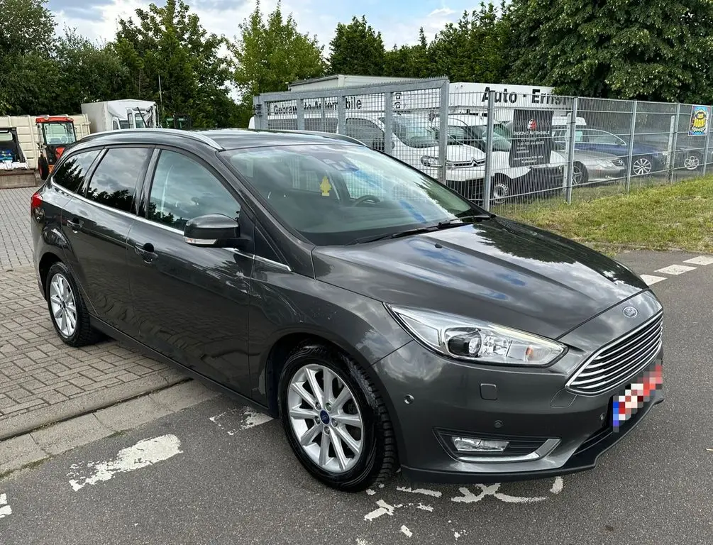 Photo 1 : Ford Focus 2018 Diesel