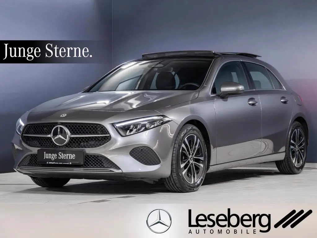 Photo 1 : Mercedes-benz Classe A 2023 Petrol