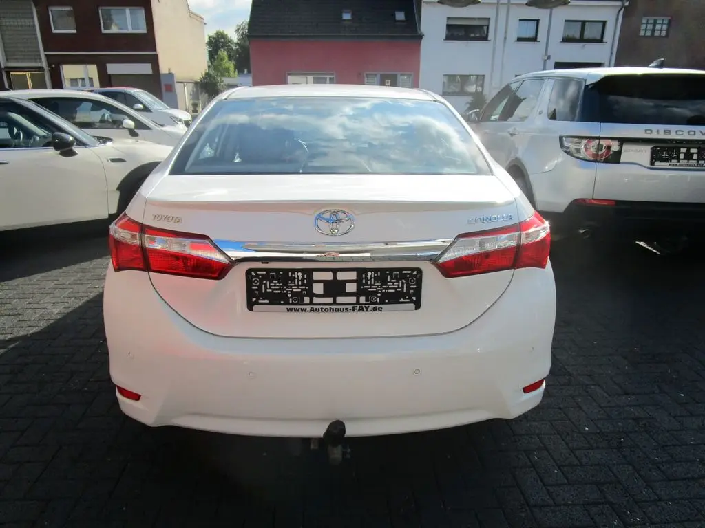 Photo 1 : Toyota Corolla 2014 Petrol