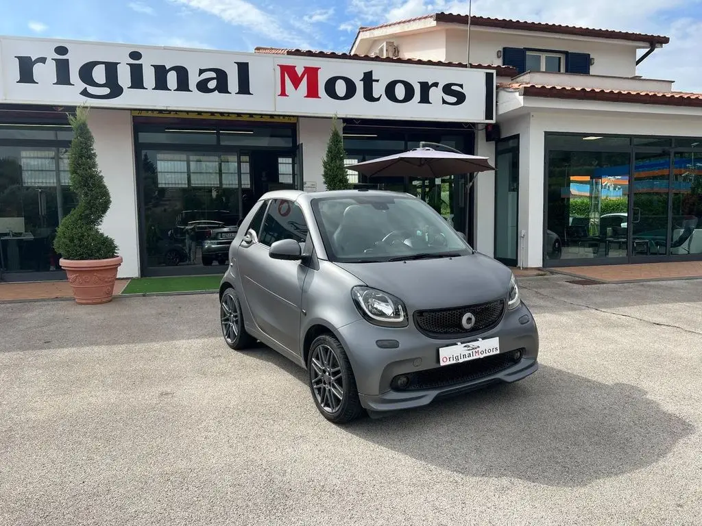 Photo 1 : Smart Fortwo 2016 Petrol