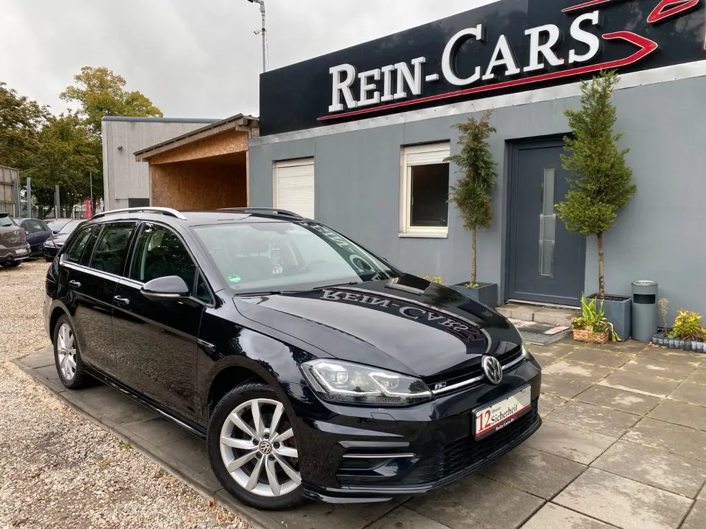 Photo 1 : Volkswagen Golf 2018 Petrol