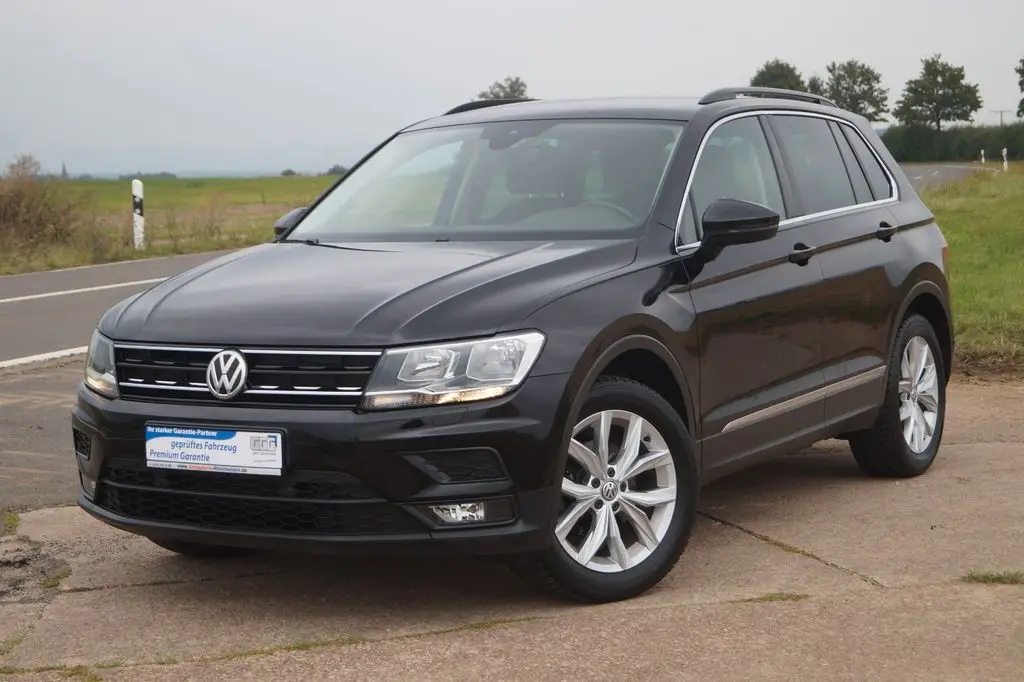 Photo 1 : Volkswagen Tiguan 2019 Petrol