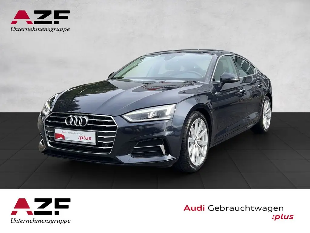 Photo 1 : Audi A5 2017 Petrol